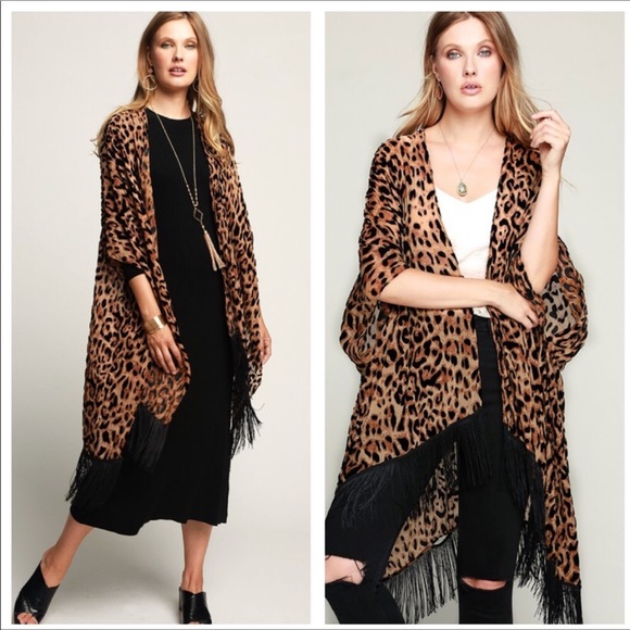🐆2/19 Host Pick🐆 Luxurious Leopard Print Kimono - 🐆Last one🐆 - Picture 4 of 4